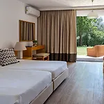 ホテル Amalia Olympia 4*