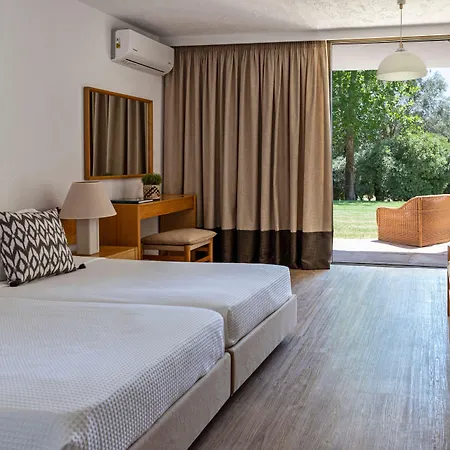 Hotel Amalia Olympia 4*